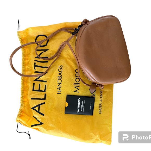 Valentino Rockstud Crossbody NWT - Picture 2 of 3